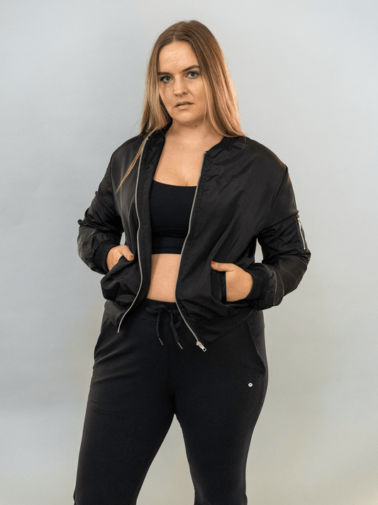 Arcadia Crop - Black - Best premium leggings, bra, t shirt, workout clothes, activewear, ARYA Athleisure , yoga clothes, gym clothes