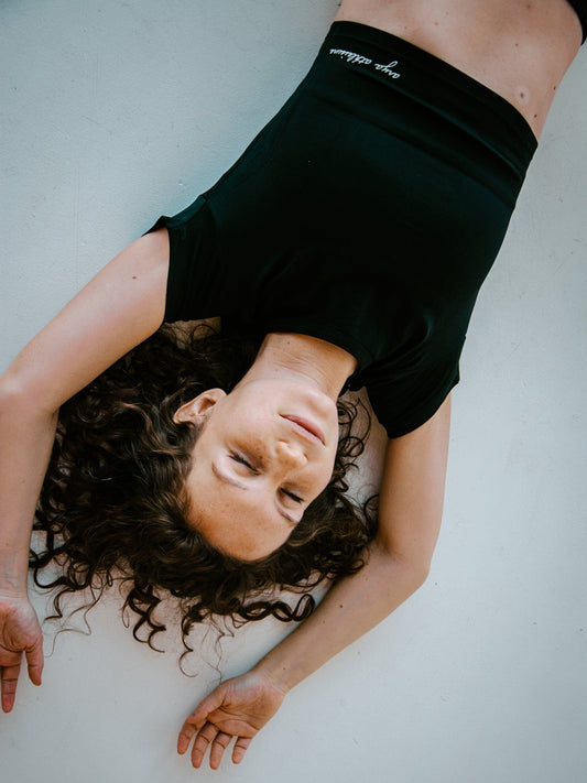 Miami Crop Tee - Black - Best premium leggings, bra, t shirt, workout clothes, activewear, ARYA Athleisure , yoga clothes, gym clothes