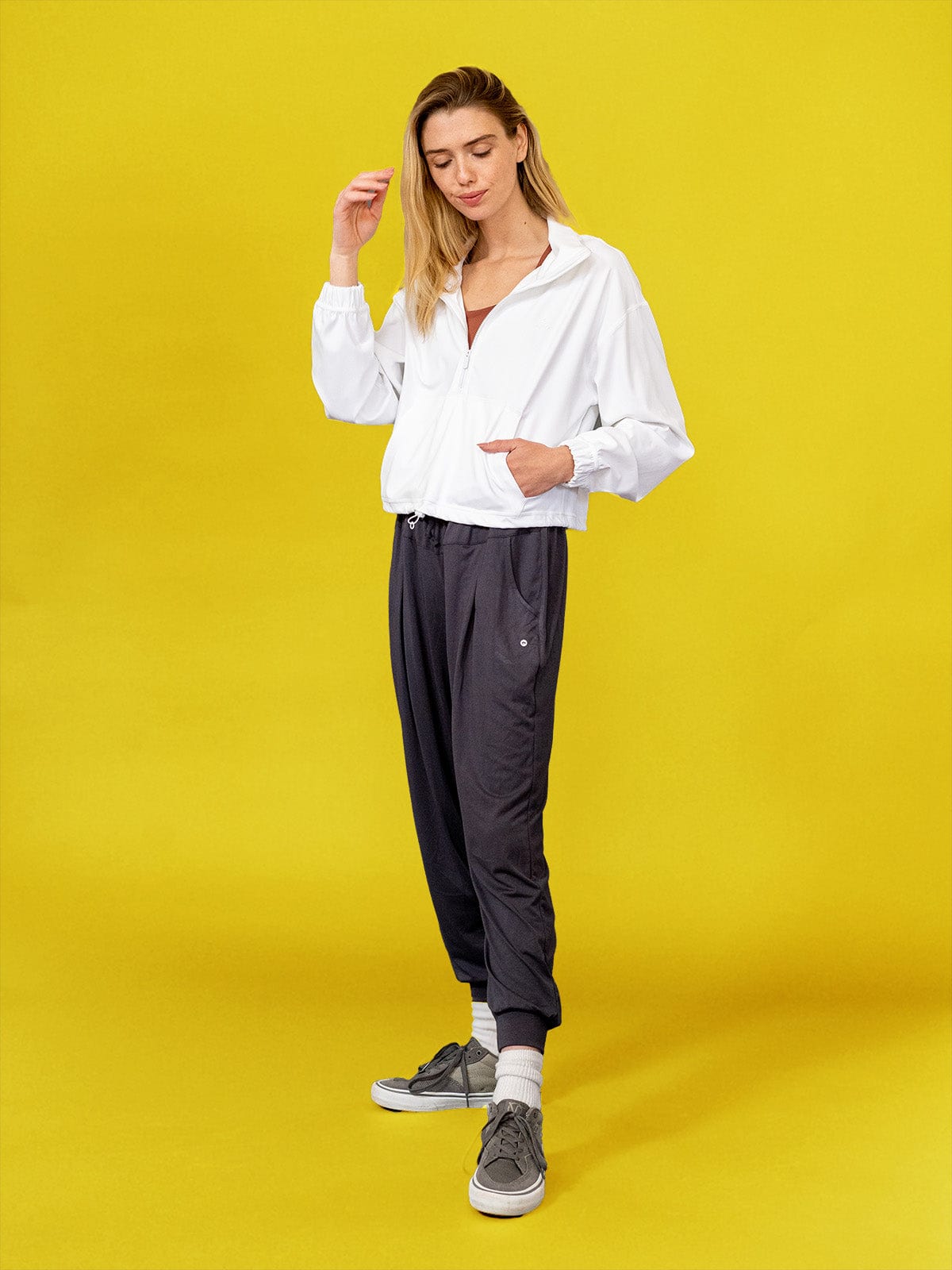 SoHo Joggers - Dark Grey - Best premium leggings, bra, t shirt, workout clothes, activewear, ARYA Athleisure , yoga clothes, gym clothes