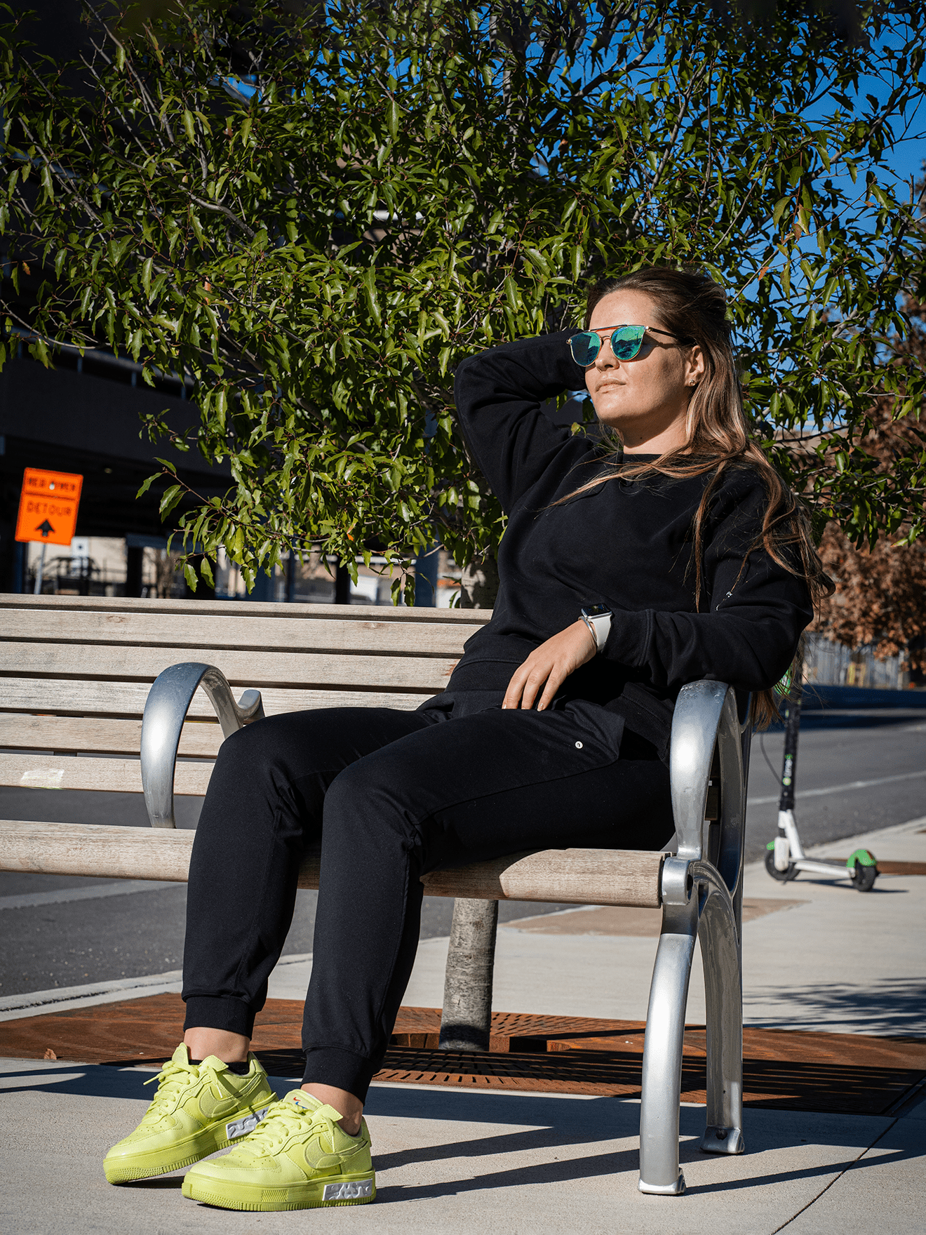 Notorious Sweater - Noir - Best premium leggings, bra, t shirt, workout clothes, activewear, ARYA Athleisure , yoga clothes, gym clothes