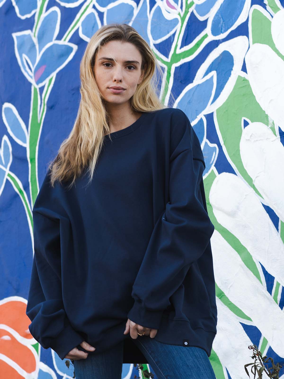 Notorious Sweater - Navy - Best premium leggings, bra, t shirt, workout clothes, activewear, ARYA Athleisure , yoga clothes, gym clothes