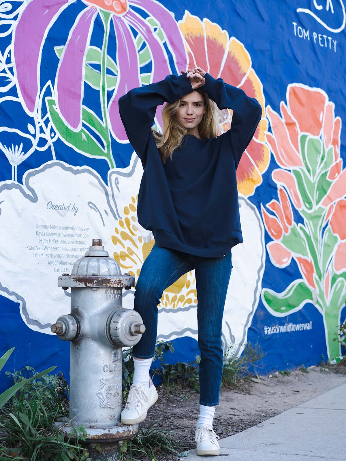 Notorious Sweater - Navy - Best premium leggings, bra, t shirt, workout clothes, activewear, ARYA Athleisure , yoga clothes, gym clothes