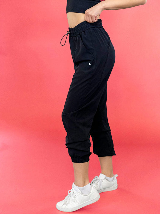 Miami Joggers - Black - Best premium leggings, bra, t shirt, workout clothes, activewear, ARYA Athleisure , yoga clothes, gym clothes